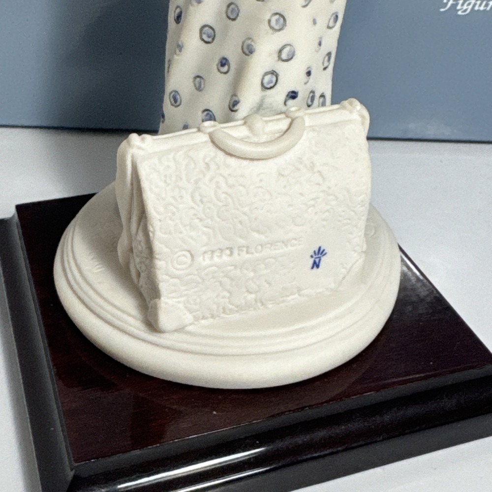 Giuseppe Armani Figurine Colette 0433F Statue Florence Sculpture Original Box - Picture 7 of 14